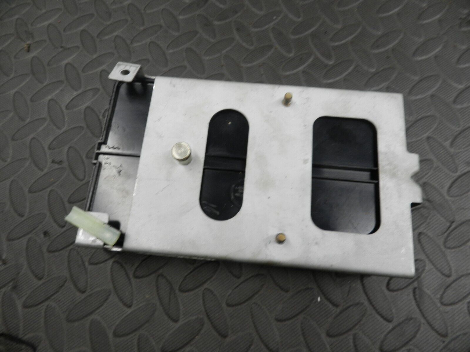 147. JAGUAR XJ6 XJ40. BODY PROCESSOR CONTROL MODULE ECU LNA2500AA - Image 2