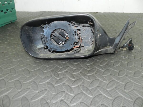 147. JAGUAR XJ6 XJ40. PASSENGER SIDE WING MIRROR *NO GLASS* IN BLUE