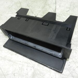 (141) MERCEDES E CLASS SALOON W210. WOOD TRIM STORAGE POCKET