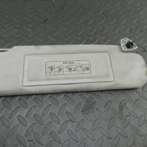 147. JAGUAR XJ6 XJ40. DRIVER SIDE SUN VISOR