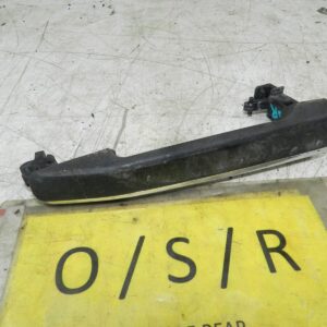 (141) MERCEDES E CLASS SALOON W210. DRIVER SIDE REAR DOOR EXTERNAL HANDLE