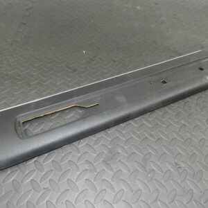 147. JAGUAR XJ6 XJ40. UPPER DOOR CARD TRIM