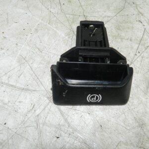 (141) MERCEDES E CLASS SALOON W210. HAND BRAKE LEVER RELEASE HANDLE
