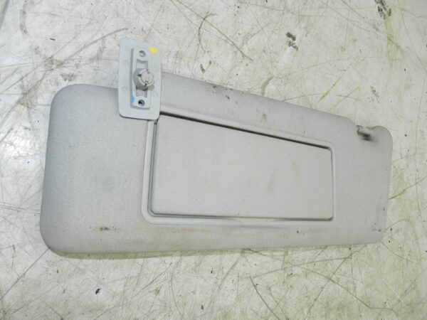 (141) MERCEDES E CLASS SALOON W210. PASSENGER SIDE SUN VISOR - Image 3