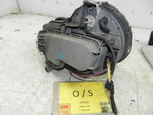 (141) MERCEDES E CLASS SALOON W210. DRIVER SIDE HEAD LIGHT - Image 3