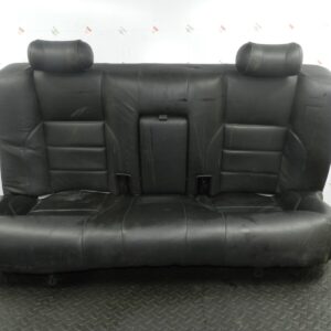 147. JAGUAR XJ6 XJ40. BLACK LEATHER REAR SEATS