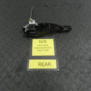 (144) 2009 VAUXHALL ASTRA H. PASSENGER SIDE REAR DOOR HANDLE FRAME