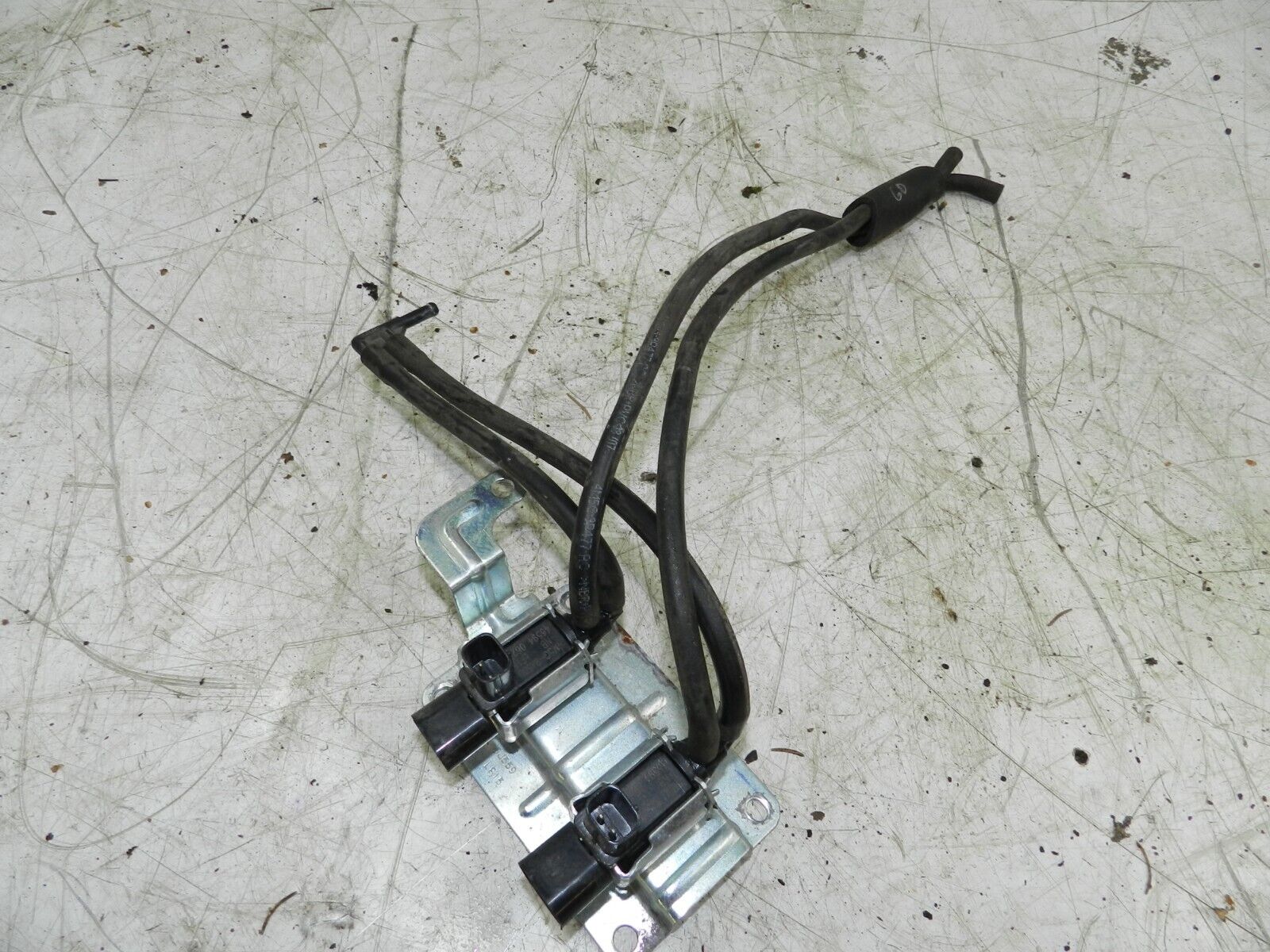 2008 FORD FOCUS CC CONVERTIBLE. VACUUM SOLENOIDS