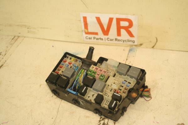 (6B) 2013 FORD FOCUS 1.0 ECOBOOST. ENGINE FUSE BOX