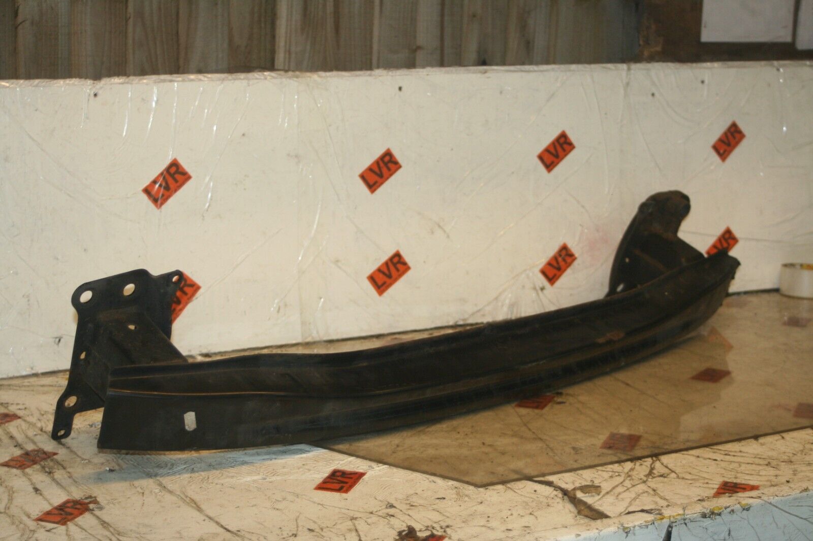 2005 VOLKSWAGEN GOLF MK5. CRASH BAR BUMPER SUPPORT FRONT