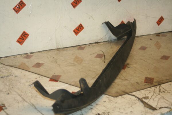 2005 VOLKSWAGEN GOLF MK5. BUMPER SUPPORT TRIM - Image 2