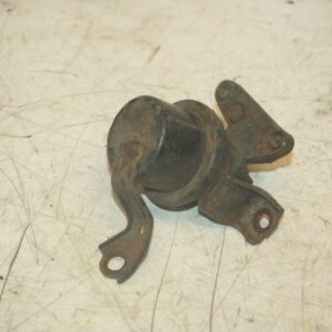 (98) TOYOTA RAV 4 MK1. ENGINE MOUNT
