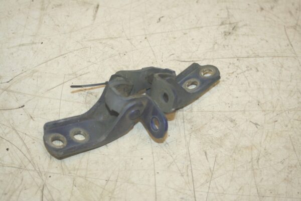 (98) TOYOTA RAV 4 MK1. DRIVER SIDE FRONT DOOR HINGES