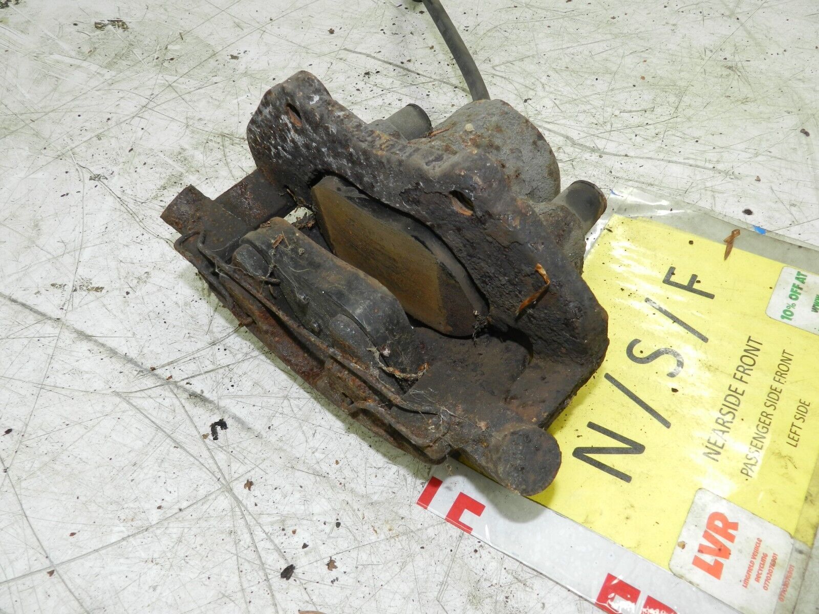 2008 FORD FOCUS CC CONVERTIBLE. PASSENGER SIDE FRONT CALIPER + CARRIER - Image 3