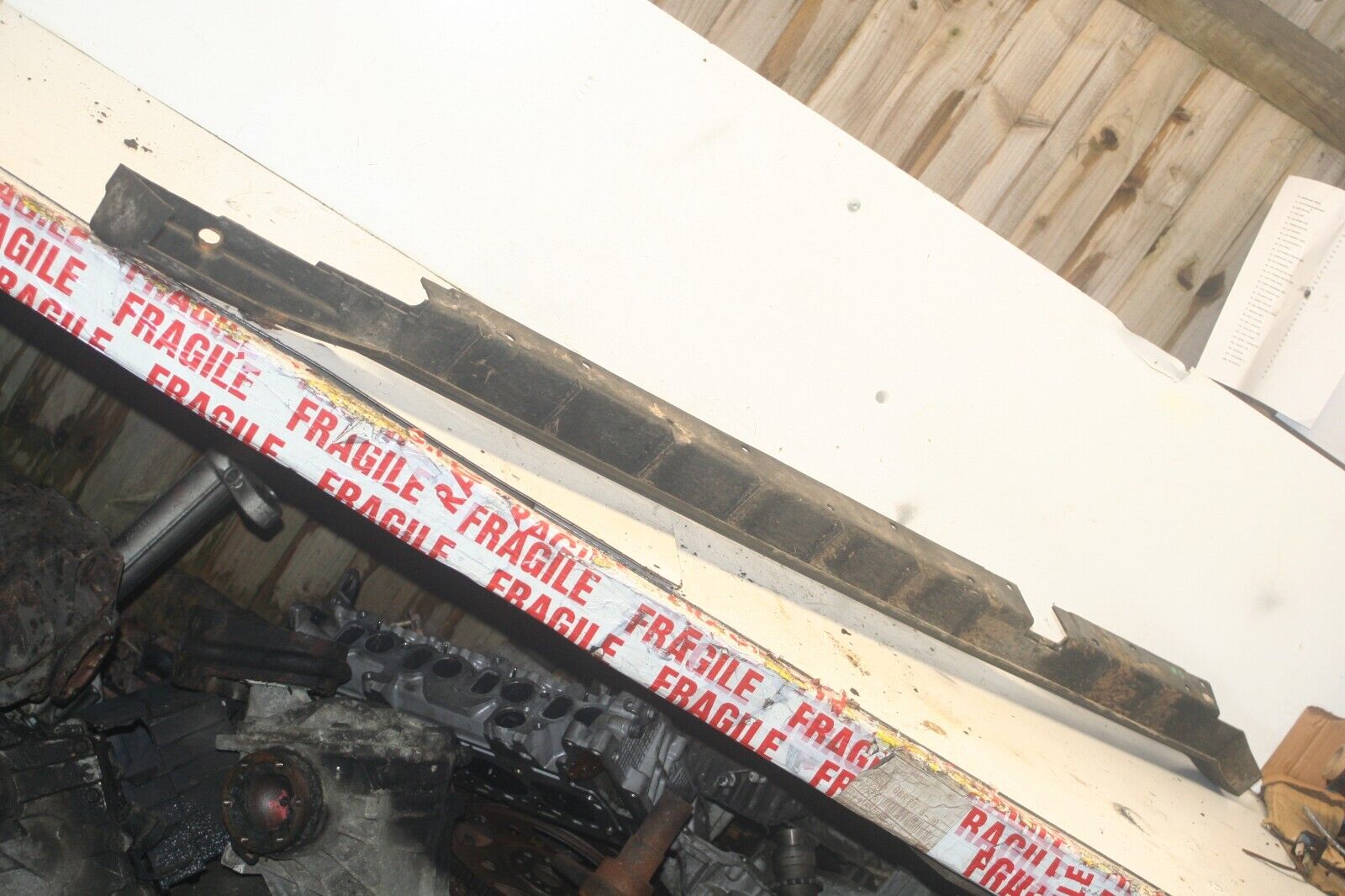 2001 LAND ROVER DISCOVERY 2 TD5. DRIVER SIDE SKIRT - Image 2