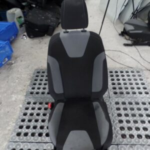 2013 MK3 Ford Focus Passenger Front Seat Black / Grey Cloth