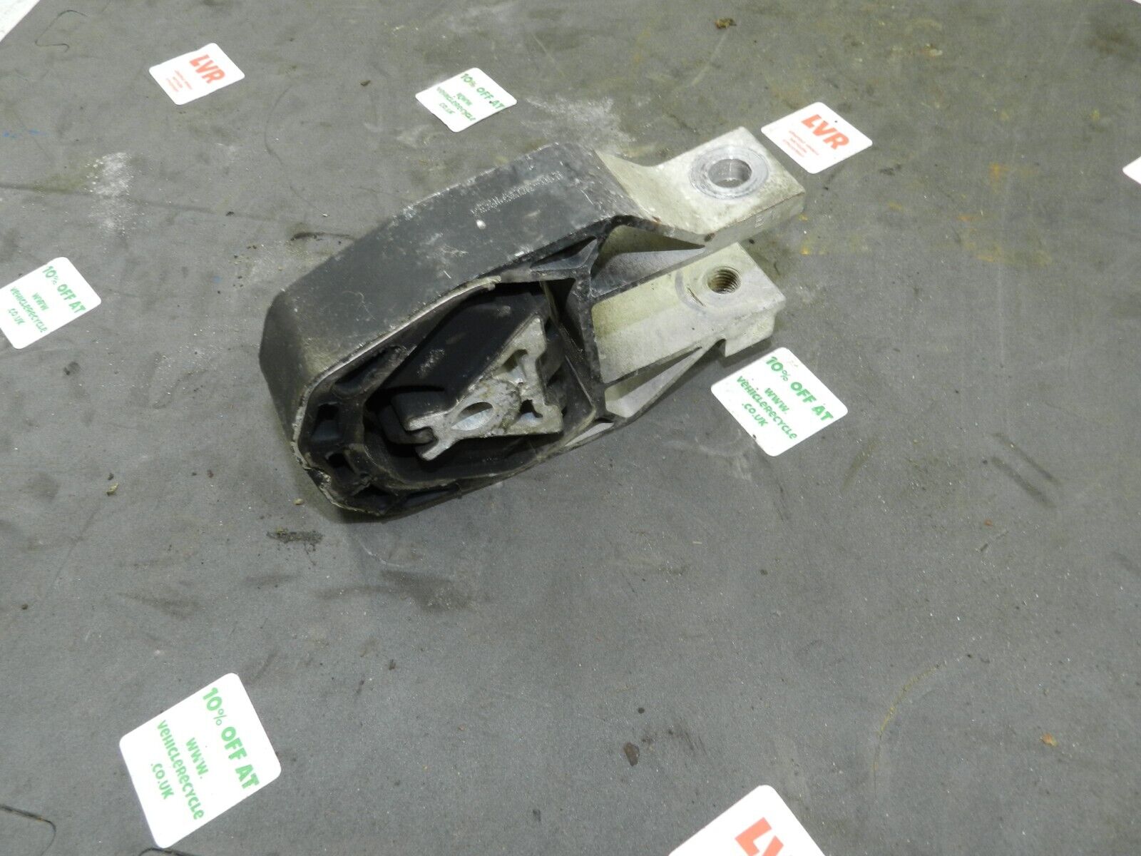 2008 FORD FOCUS CC CONVERTIBLE. LOWER ENGINE MOUNT - Image 2