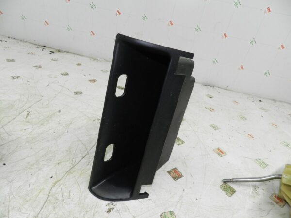 (129) 2005 HONDA JAZZ. DASHBOARD STORAGE POCKET - Image 3