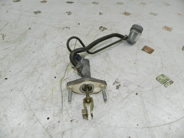 (129) 2005 HONDA JAZZ. CLUTCH MASTER CYLINDER