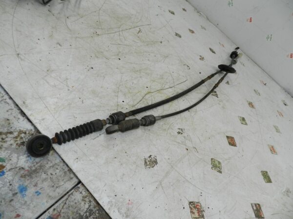 (129) 2005 HONDA JAZZ. GEAR SELECTOR CABLES - Image 2