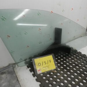 VOLKSWAGEN POLO 9N. DRIVER SIDE FRONT WINDOW GLASS