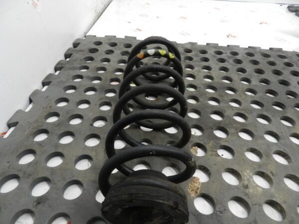 VOLKSWAGEN POLO 9N. REAR SUSPENSION SPRING - Image 3