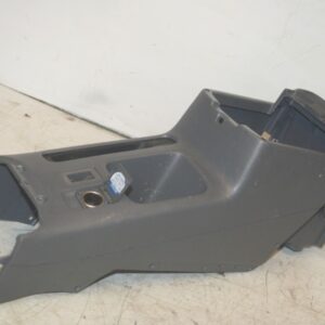 (99) TOYOTA RAV 4 3 DOOR. 58910-42010 CENTRE CONSOLE