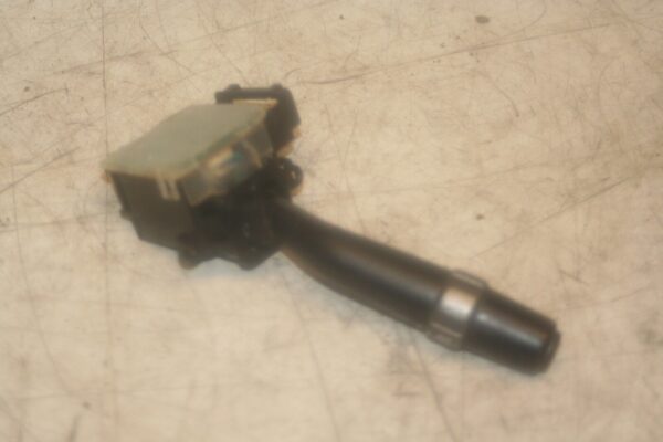 2004 LEXUS IS200. WIPER STALK