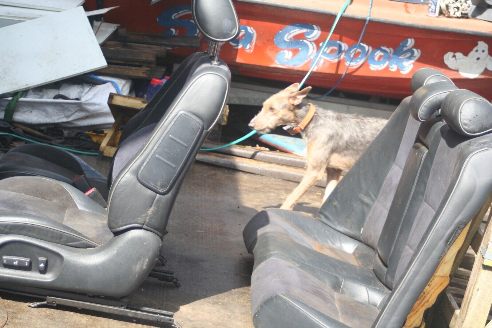 2004 LEXUS IS200. SET OF SEATS HALF LEATHER - Image 2