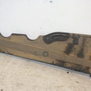 2004 LEXUS IS200. CAR UNDER TRAY 58167-53030