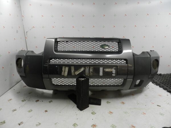 2006 LAND ROVER FREELANDER 1 FACELIFT TD4 L314. FRONT BUMPER IN  BONATTI GREY