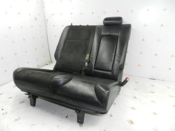 2006 LAND ROVER FREELANDER 1 FACELIFT TD4 L314. DRIVER REAR SEAT
