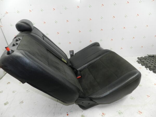 2006 LAND ROVER FREELANDER 1 FACELIFT TD4 L314. DRIVER REAR SEAT - Image 4
