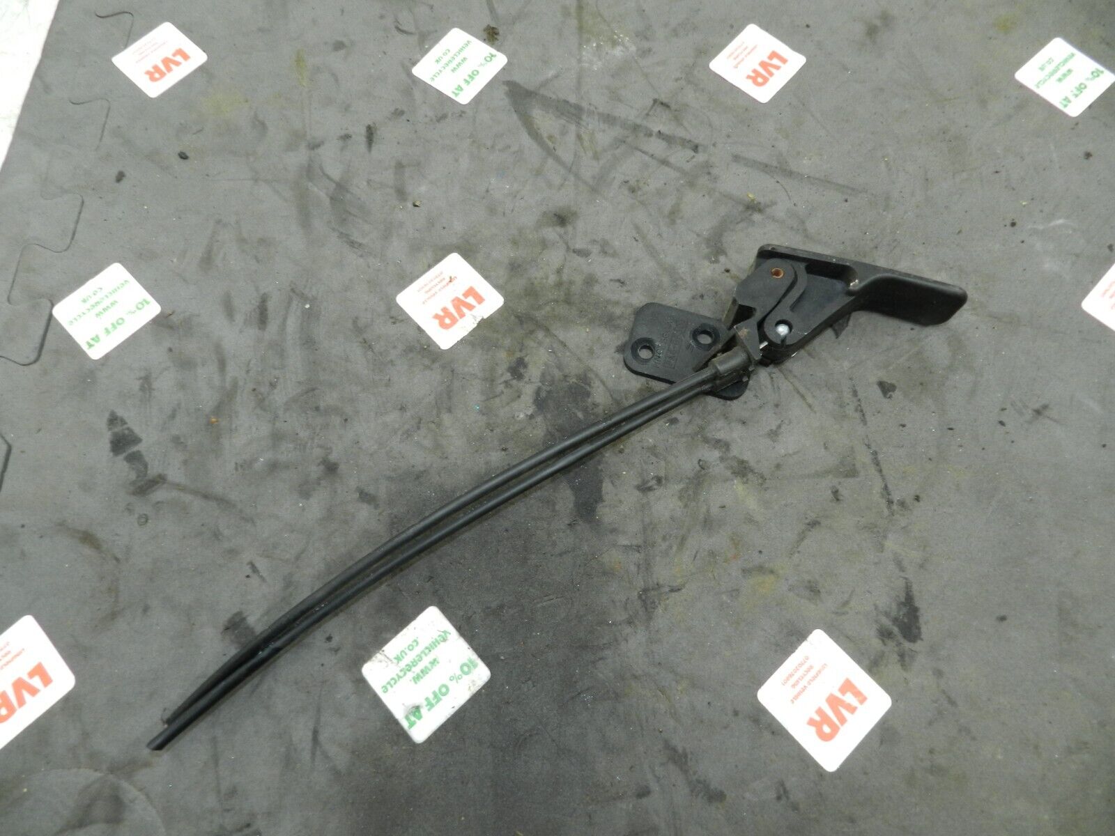 134. 1997-2002 JAGUAR XJ8. BONNET RELEASE HANDLE