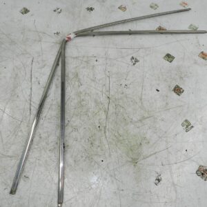 134. 1997-2002 JAGUAR XJ8. WINDSCREEN CHROME TRIM SURROUND