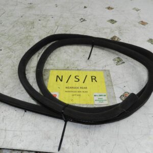 134. 1997-2002 JAGUAR XJ8. PASSENGER SIDE REAR DOOR RUBBER SEAL