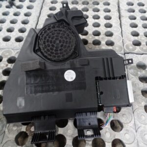 Citroen DS3 2015/16 1.2T Rear Boot Subwoofer Speaker unit 966399148005