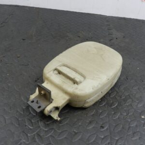 155 1999 LAND ROVER DISCOVERY 2 V8. THIRD 3rd ROW SEAT FOLD DOWN HEAD REST