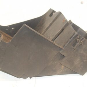 2001 LAND ROVER DISCOVERY 2 TD5. BATTERY TRAY ECU / TOOLS HOUSING