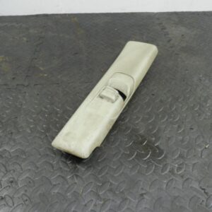 155 1999 LAND ROVER DISCOVERY 2 V8. PASSENGER SIDE B PILLAR UPPER TRIM