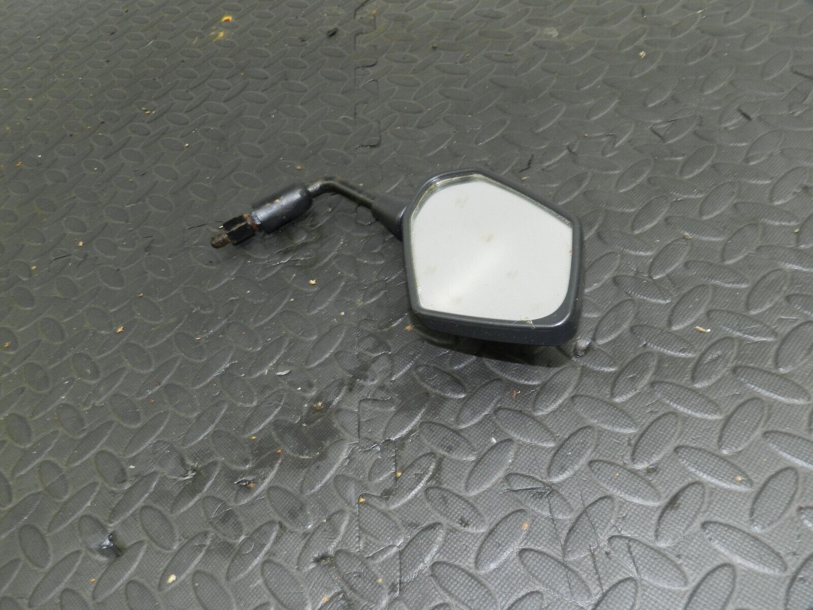 2005 HONDA HORNET CB600FS. WING MIRROR