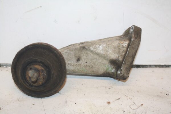 1990 FORD GRANADA MK3. ENGINE MOUNT 87WF-6031-AB