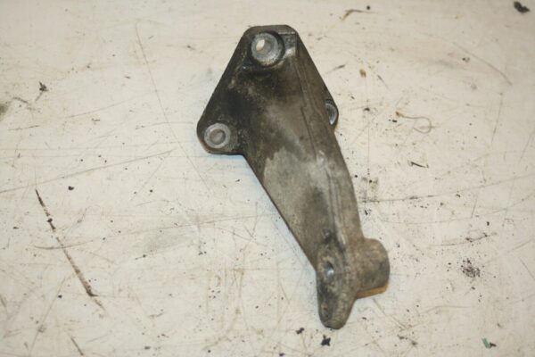 1990 FORD GRANADA MK3. ENGINE MOUNT 87WF-6030-AA - Image 2
