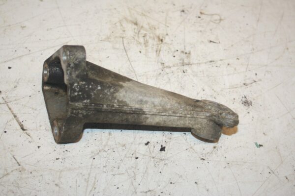 1990 FORD GRANADA MK3. ENGINE MOUNT 87WF-6030-AA - Image 3