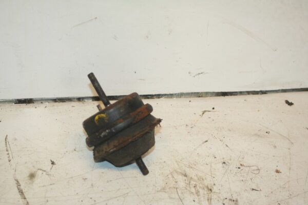 1990 FORD GRANADA MK3. ENGINE MOUNT