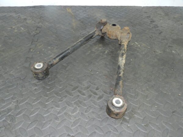155 1999 LAND ROVER DISCOVERY 2 V8. REAR WATIS LINKAGE - Image 3