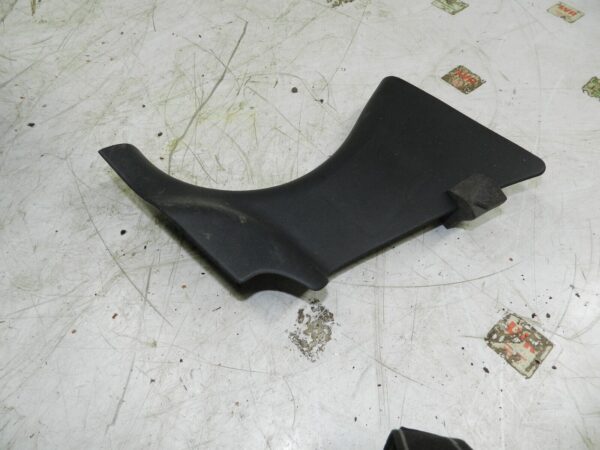 (129) 2005 HONDA JAZZ. PLASTIC TRIM