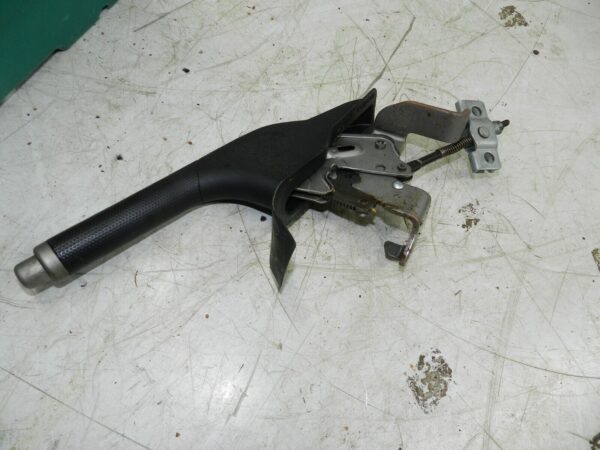 (129) 2005 HONDA JAZZ. HANDBRAKE LEVER - Image 2