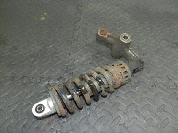 2004 SUSUKI GSXF600. REAR SUSPENSION UNIT - Image 2