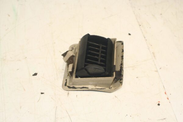 2001 LAND ROVER DISCOVERY 2 TD5. ROOF BLOWER VENT - Image 2